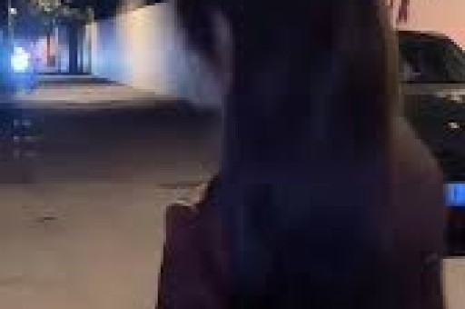 第一批靠“出轨剧情”出海的小游戏日入338万